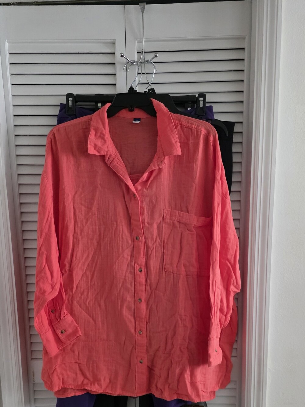 Old Navy 4x Button Down Women's Shirt